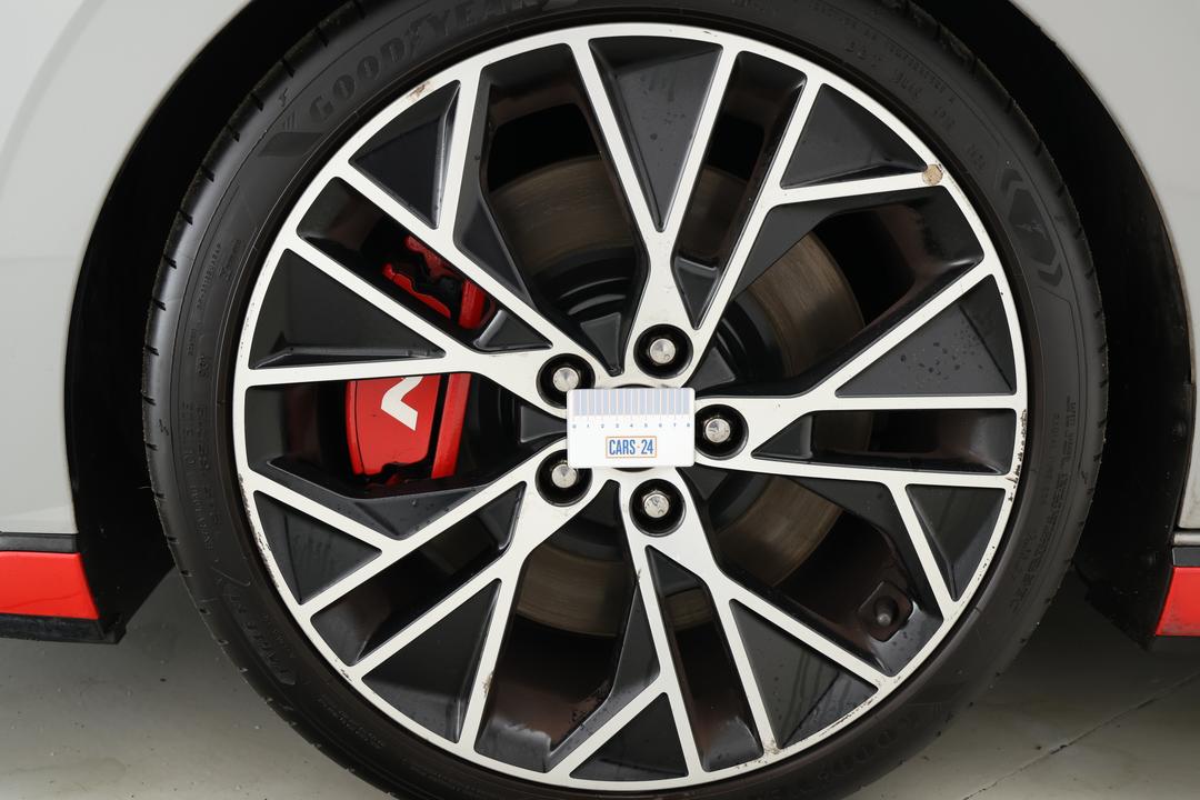 2021 Hyundai i30 N Premium, Automatic, 102311 km, Wheels Rim Front LHS Scratch