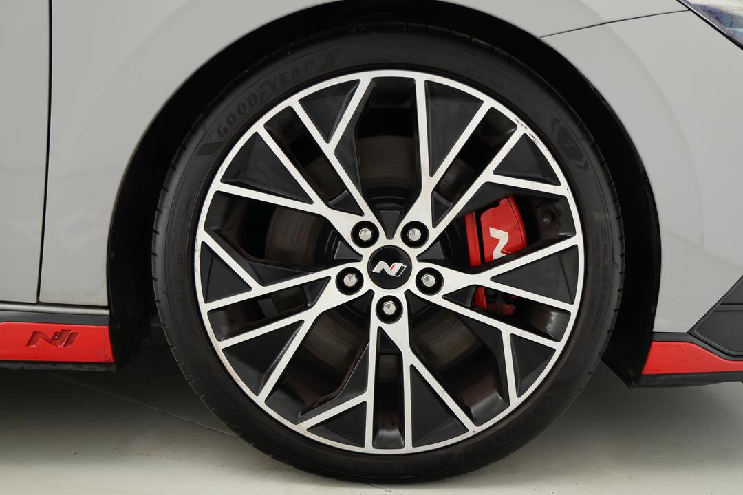 2021 Hyundai i30 N Premium, Automatic, 102311 km, Right Front Wheel
