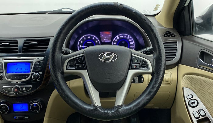 2011 Hyundai Verna FLUIDIC 1.6 VTVT SX, Petrol, Manual, 58,252 km, Steering Wheel Close Up
