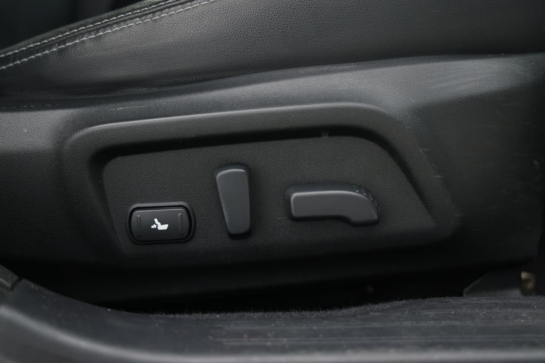 2015 Subaru Outback 2.0d Premium AWD, Automatic, 131514 km, Speaker View