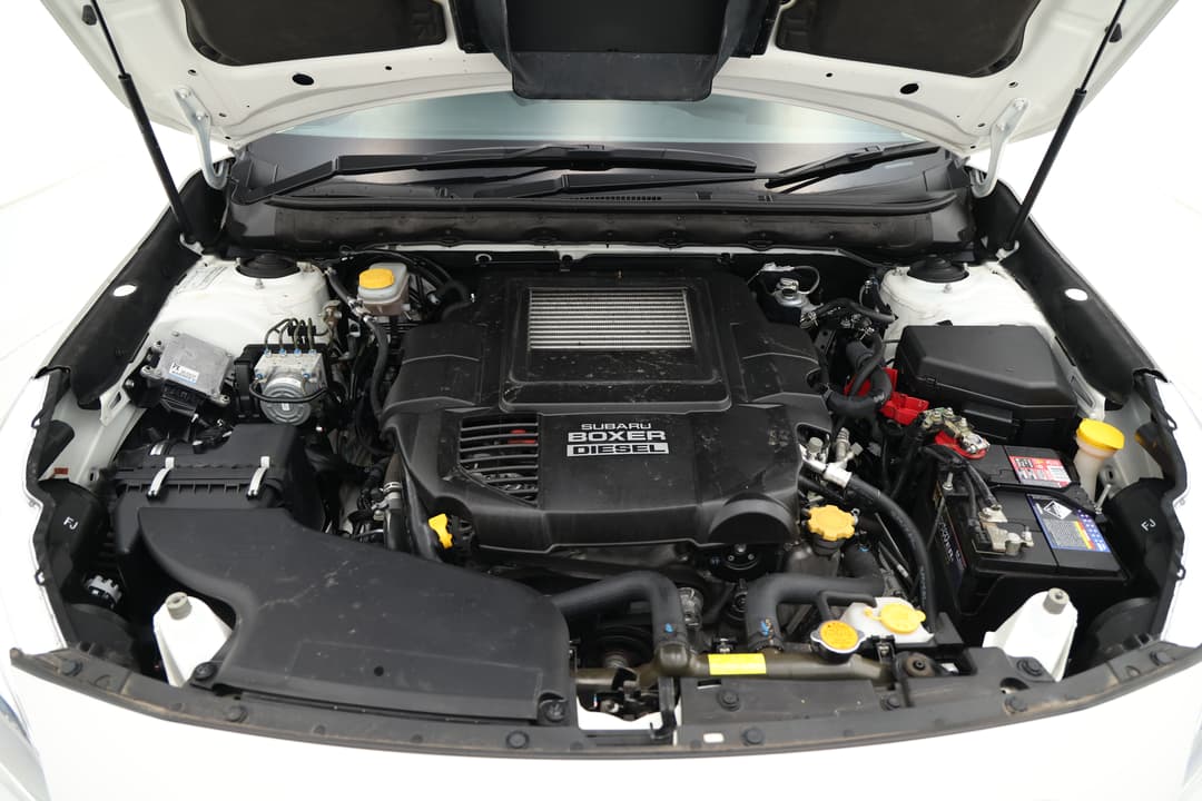 2015 Subaru Outback 2.0d Premium AWD, Automatic, 131514 km, Open Bonnet (Engine)