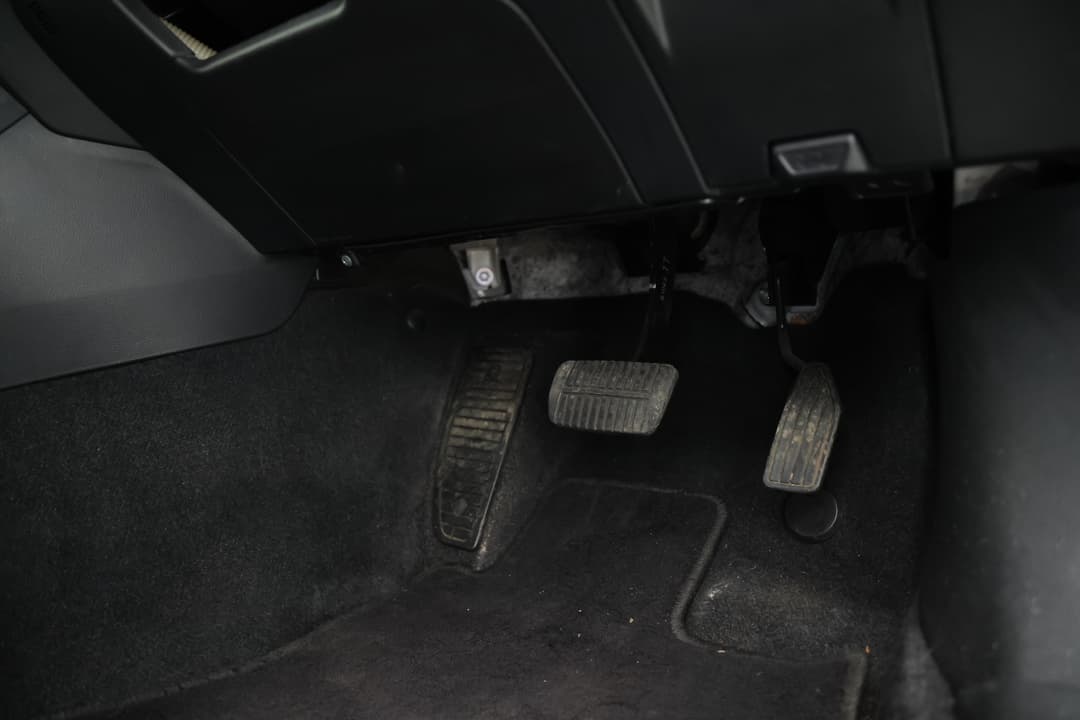2015 Subaru Outback 2.0d Premium AWD, Automatic, 131514 km, Drivers Side Adjustment Panel