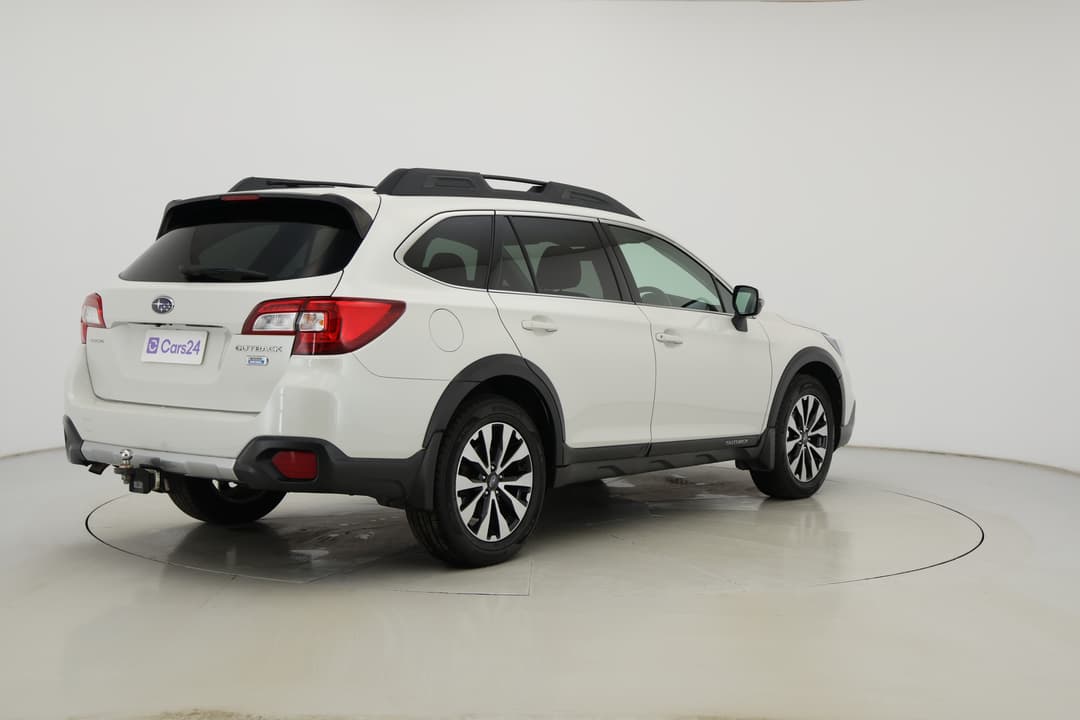 2015 Subaru Outback 2.0d Premium AWD, Automatic, 131514 km, Right Back Diagonal (45- Degree) View