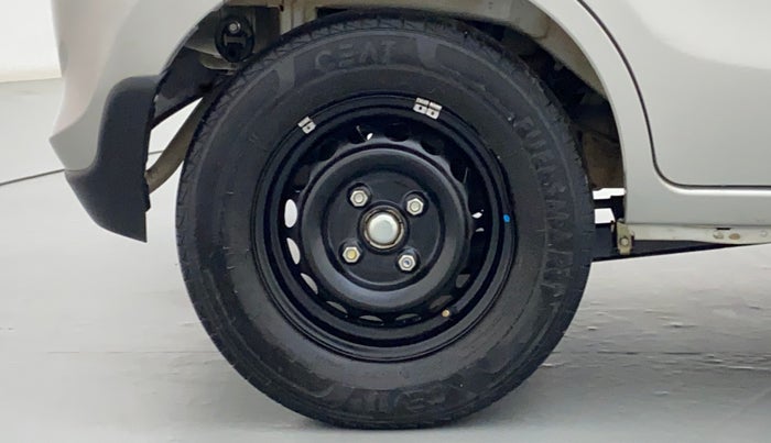 2021 Maruti Alto VXI, Petrol, Manual, 32,038 km, Right Rear Wheel
