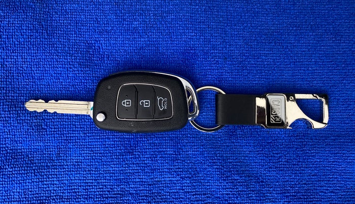 2016 Hyundai Creta 1.4 S PLUS CRDI, Diesel, Manual, 1,39,443 km, Key Close Up