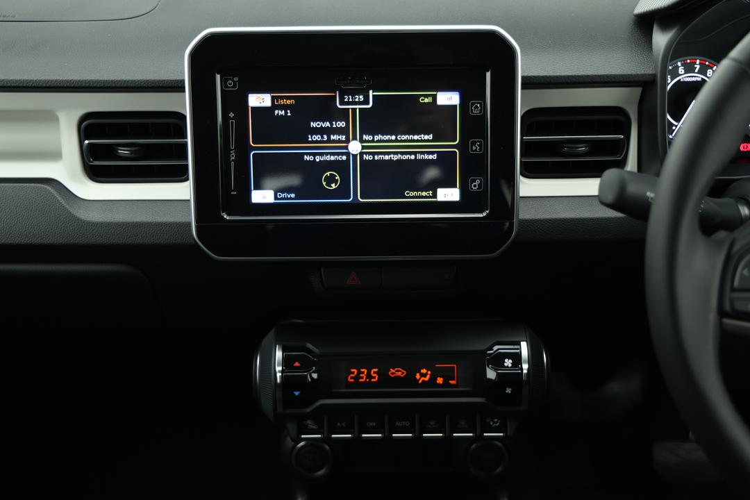 2023 Suzuki Ignis Glx, Automatic, 2898 km, Steering Wheel Close-up