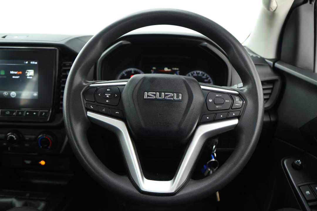 2022 Isuzu D-MAX Sx (4x2) High-ride, Manual, 99373 km, Steering Wheel Close-up