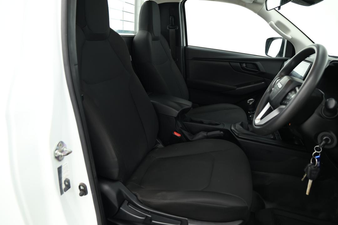 2022 Isuzu D-MAX Sx (4x2) High-ride, Manual, 99373 km, Child Seat Anchor Points