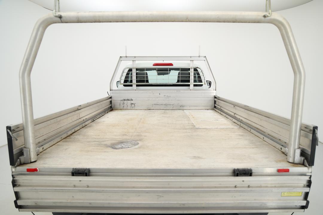 2022 Isuzu D-MAX Sx (4x2) High-ride, Manual, 99373 km, Boot Inside View