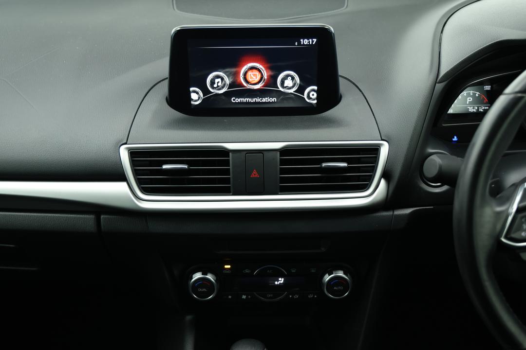 2016 Mazda 3 Touring, Automatic, 76212 km, Center Console