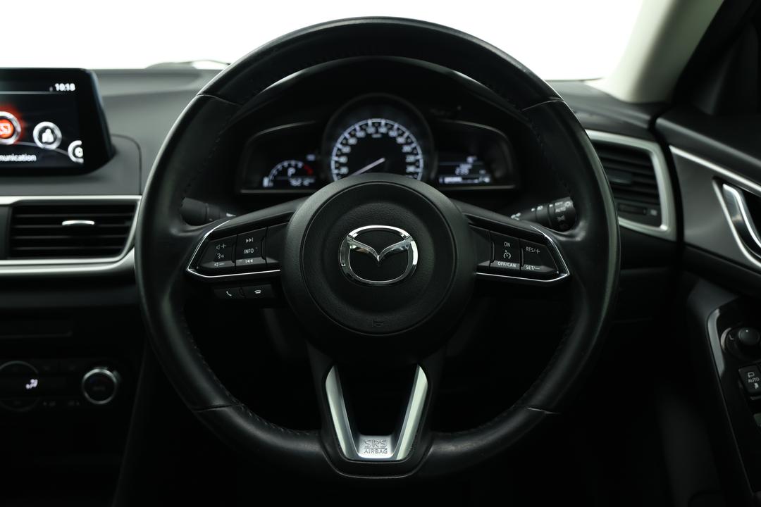 2016 Mazda 3 Touring, Automatic, 76212 km, Steering Wheel Close-up