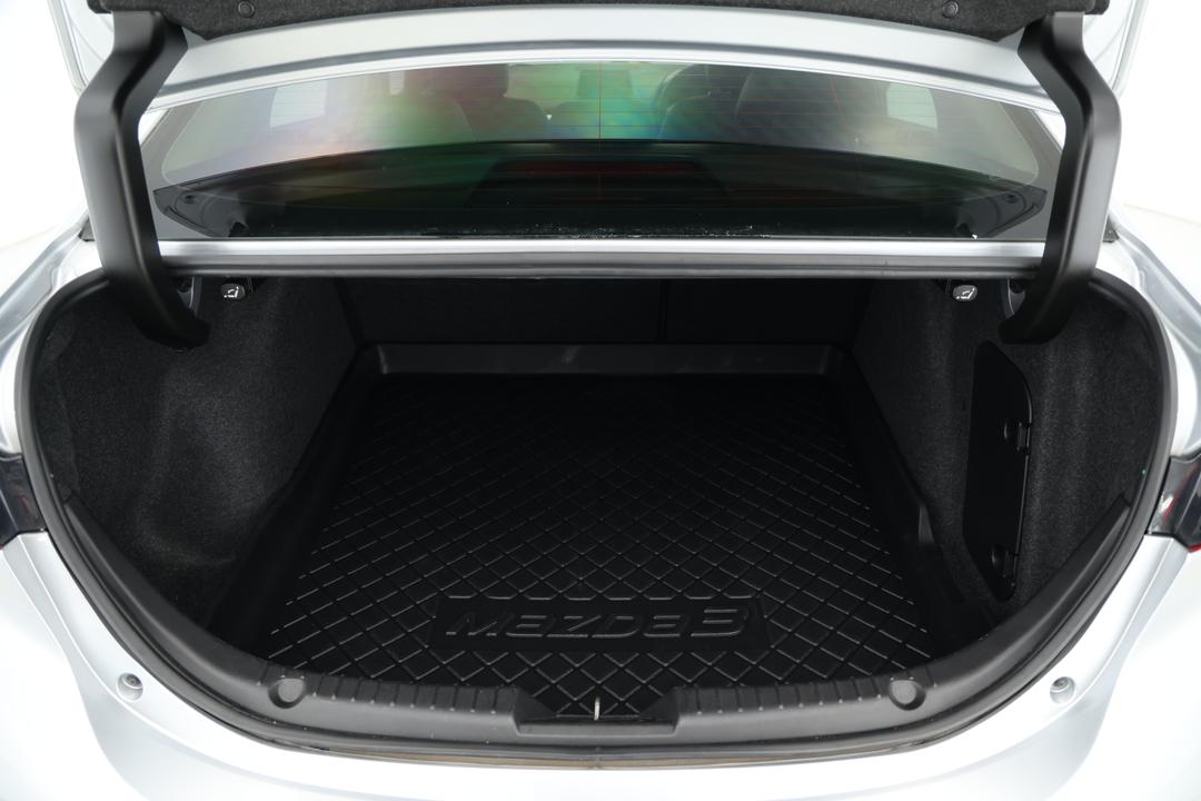 2016 Mazda 3 Touring, Automatic, 76212 km, Boot Inside View