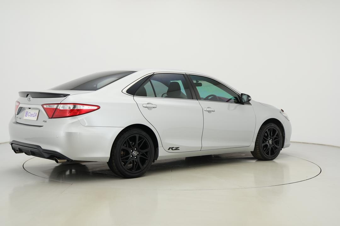 2017 Toyota Camry Rz S.e., Automatic, 63569 km, Right Back Diagonal (45- Degree) View