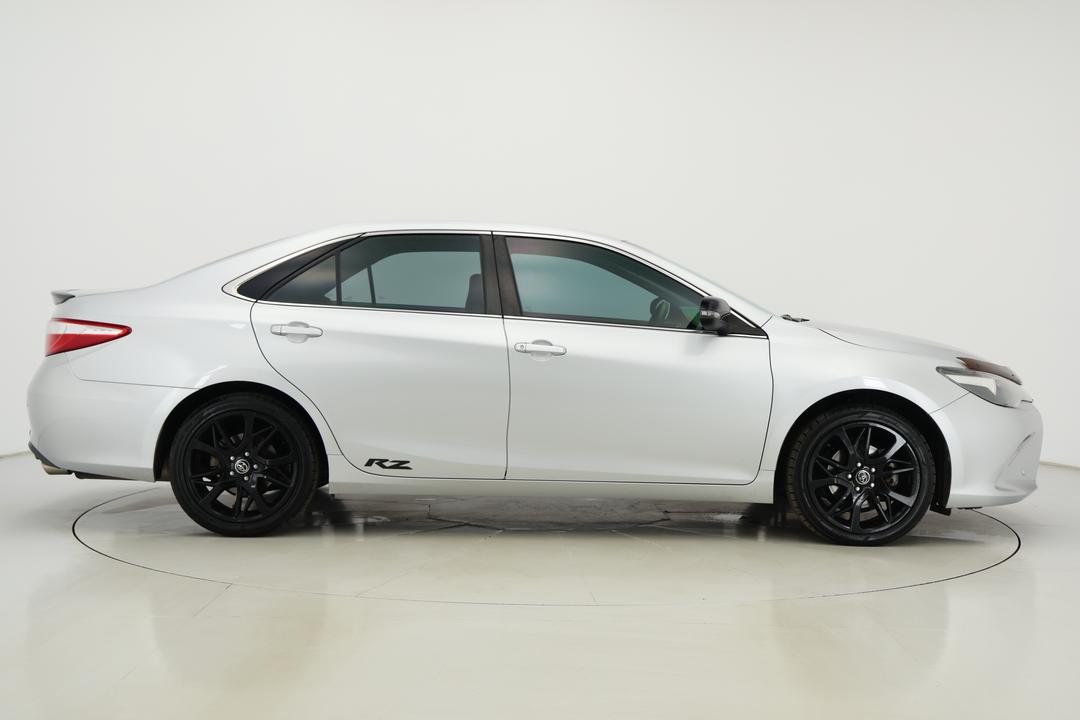 2017 Toyota Camry Rz S.e., Automatic, 63569 km, Right Side View