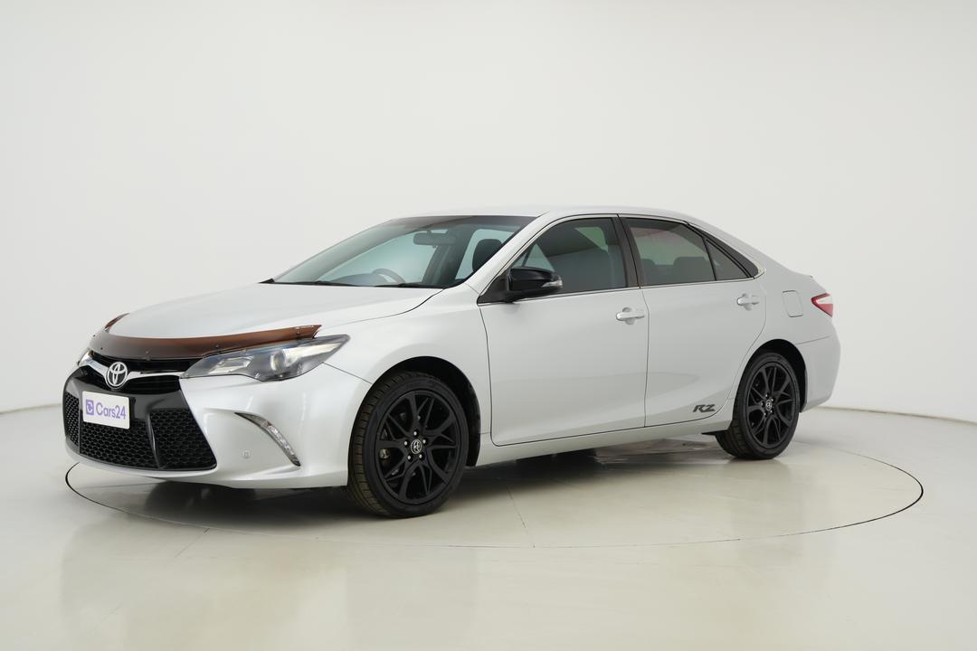 2017 Toyota Camry Rz S.e., Automatic, 63569 km, Left Front Diagonal (45- Degree) View