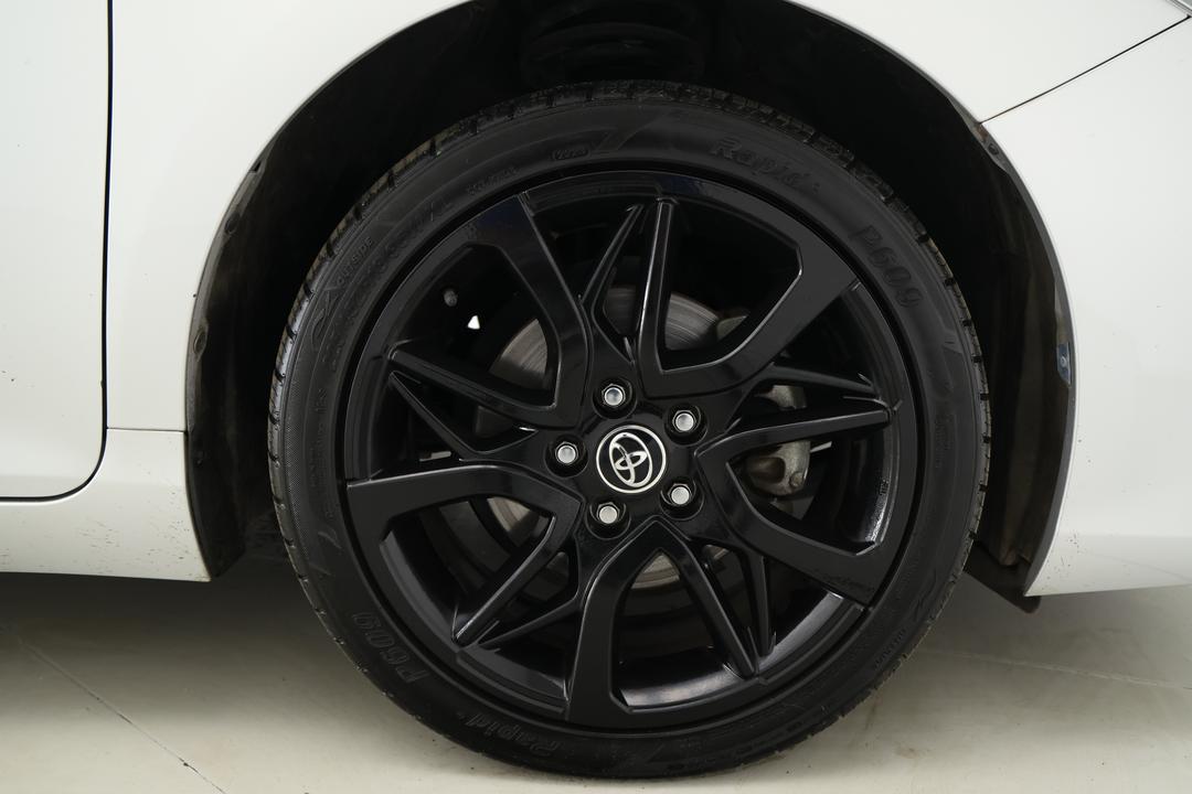 2017 Toyota Camry Rz S.e., Automatic, 63569 km, Right Front Wheel