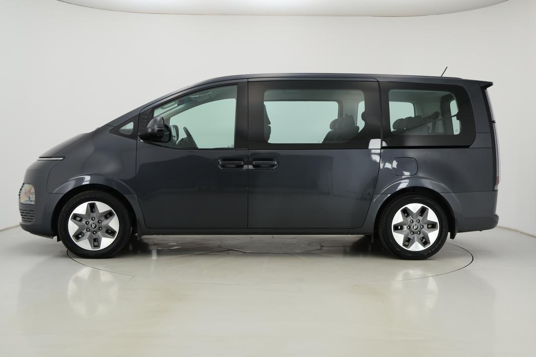 2022 Hyundai Staria Staria, Automatic, 78201 km, Left Side View