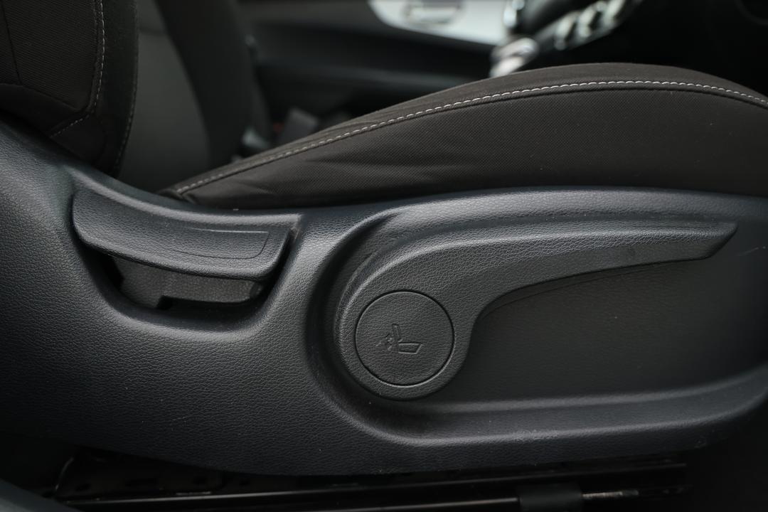 2024 Kia Cerato S Safety Pack, Automatic, 55526 km, Drivers Side Adjustment Panel
