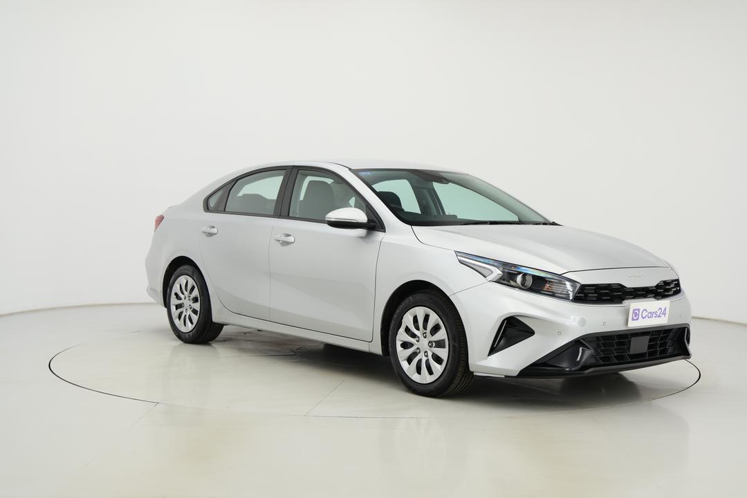 2024 Kia Cerato S Safety Pack, Automatic, 55526 km, Right Front Diagonal (45- Degree) View