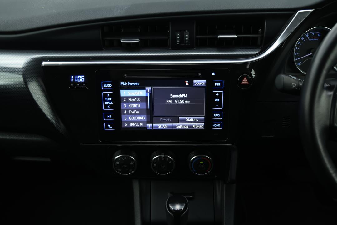 2015 Toyota Corolla Ascent Sport, Automatic, 89892 km, Steering Wheel Close-up