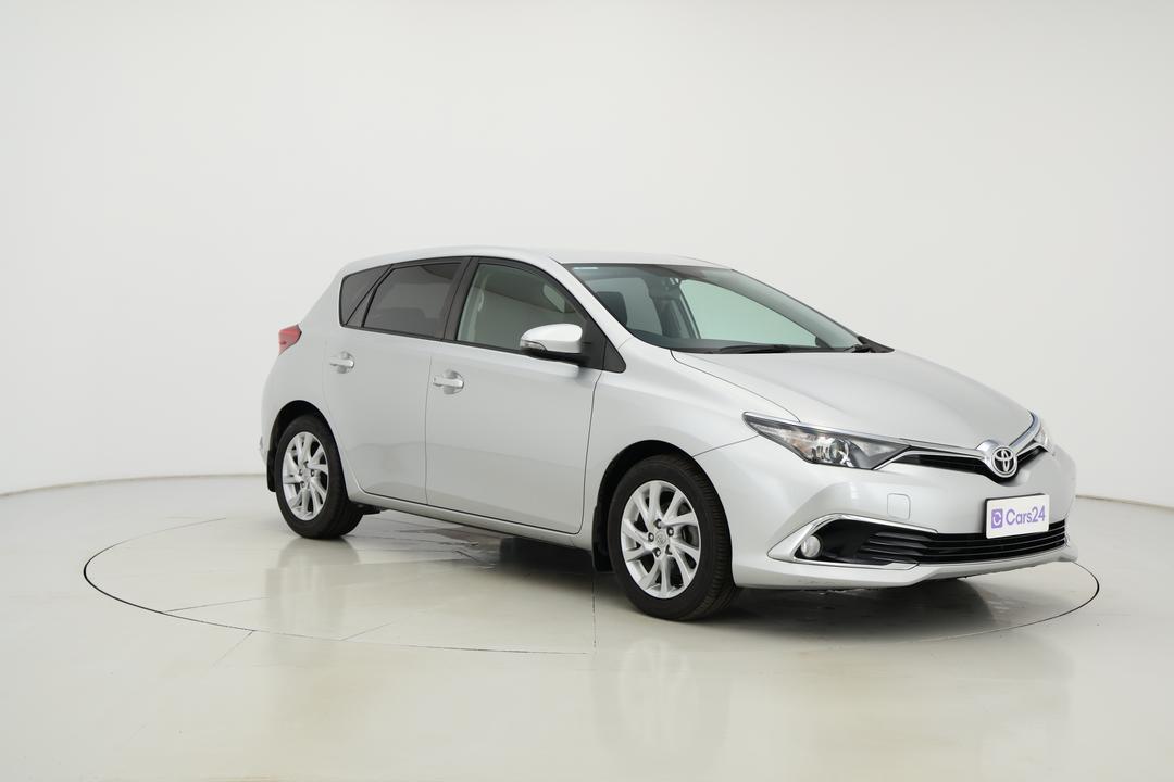 2015 Toyota Corolla Ascent Sport, Automatic, 89892 km, Right Front Diagonal (45- Degree) View