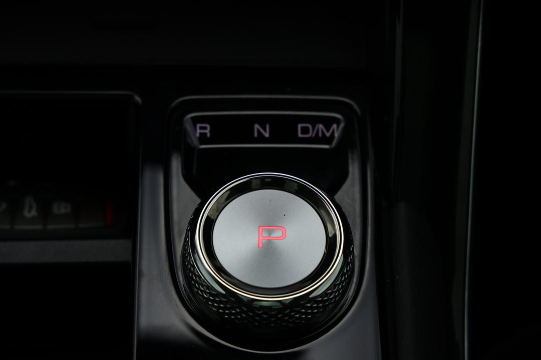 2022 GWM Haval H6 Ultra, Automatic, 42133 km, Handbrake