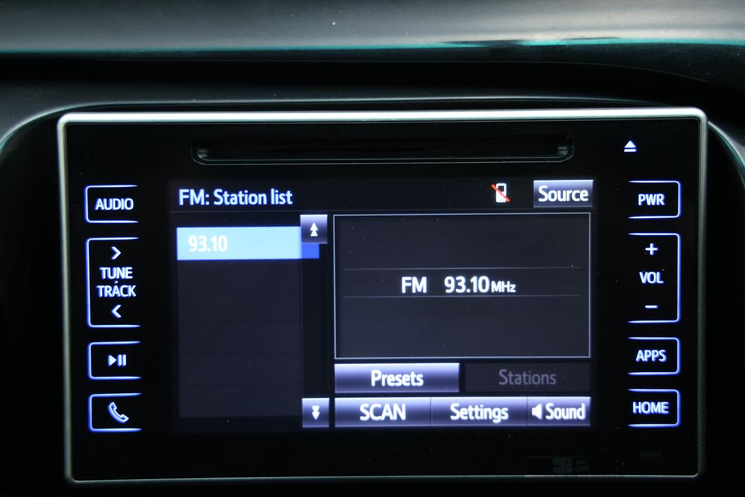 2018 Toyota Hilux Rogue (4x4), Automatic, 139684 km, Infotainment System