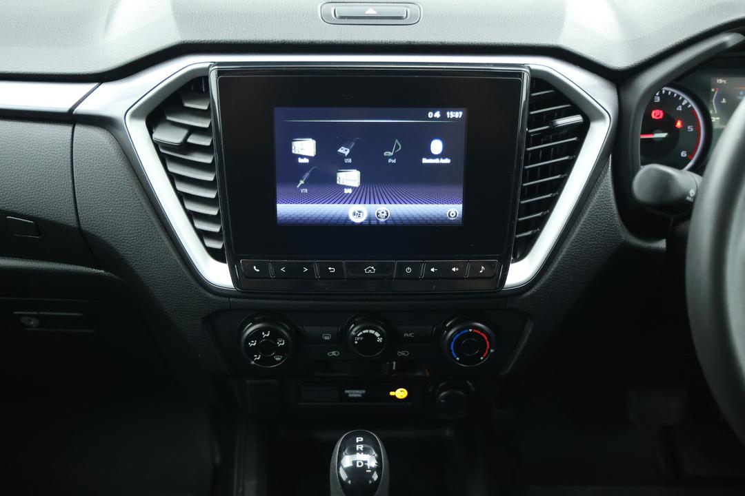 2021 Isuzu D-MAX Ls-m (4x4), Automatic, 76911 km, Center Console