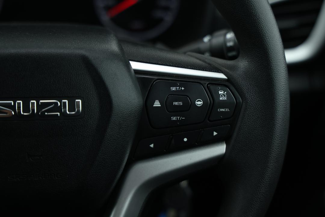2021 Isuzu D-MAX Ls-m (4x4), Automatic, 76911 km, Cruise Control