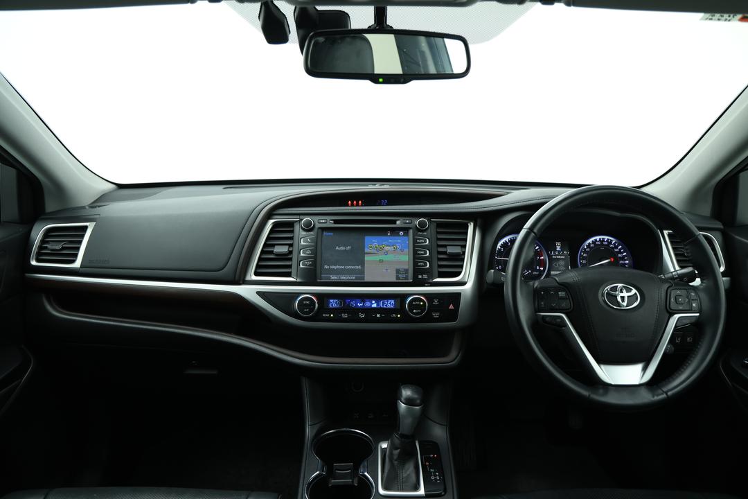 2016 Toyota Kluger Grande (4x4), Automatic, 121642 km, Dashboard View