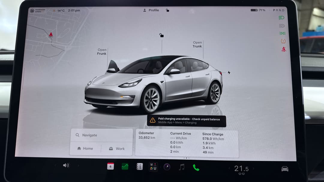 2022 Tesla Model 3 Long Range, Automatic, 33652 km, Infotainment System