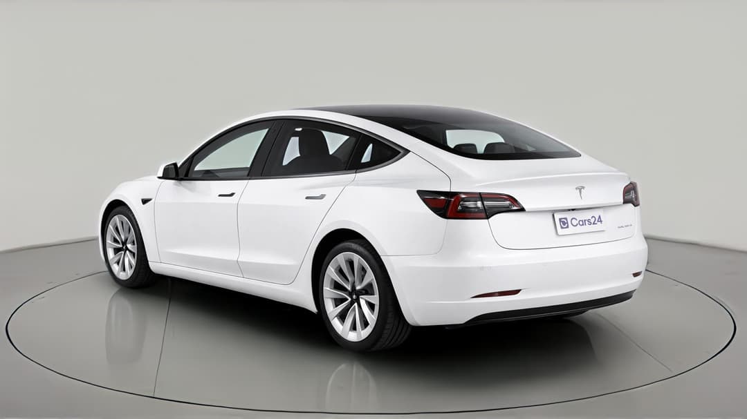 2022 Tesla Model 3 Long Range, Automatic, 33652 km, Left Back Diagonal (45- Degree) View
