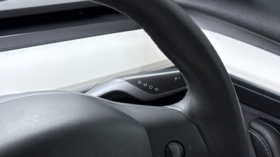 2022 Tesla Model 3 Long Range, Automatic, 33652 km, Gear Lever 