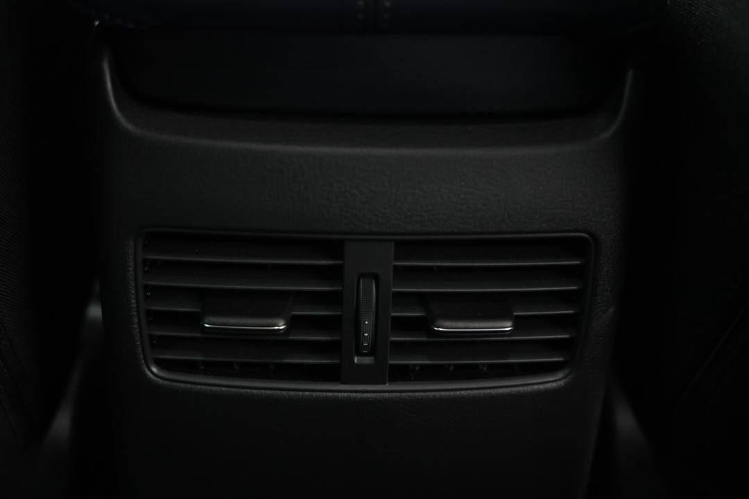 2024 Mazda CX-30 G20 Evolve (FWD), Automatic, 35994 km, Rear A/C Vent