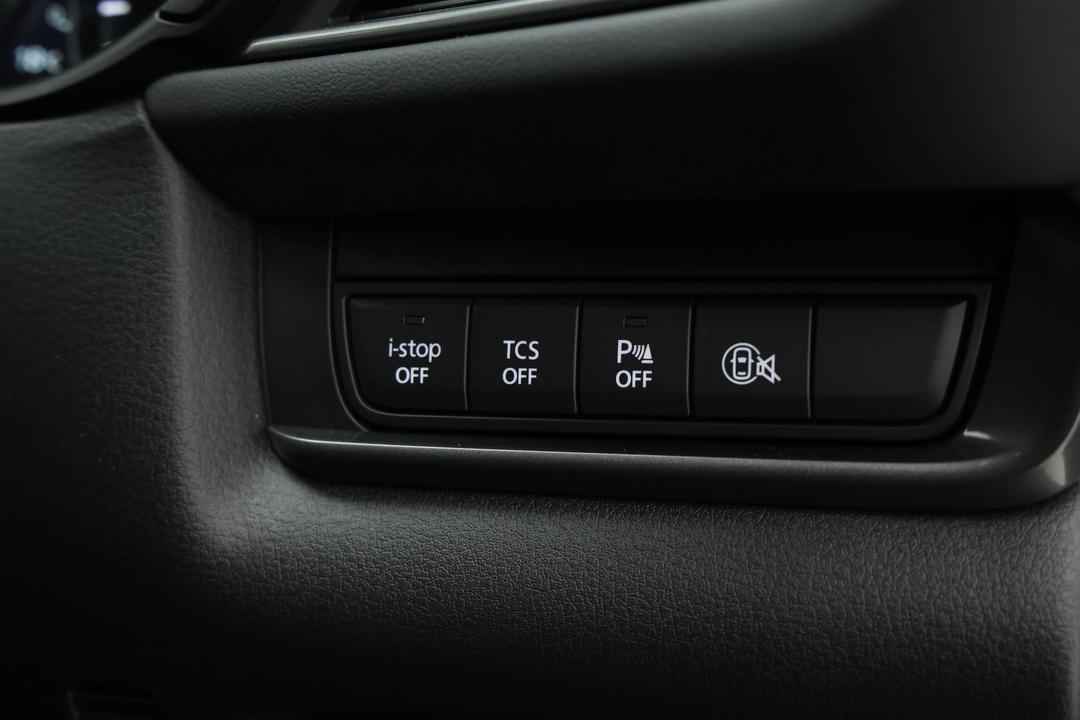 2024 Mazda CX-30 G20 Evolve (FWD), Automatic, 35994 km, Utility Switches/Buttons