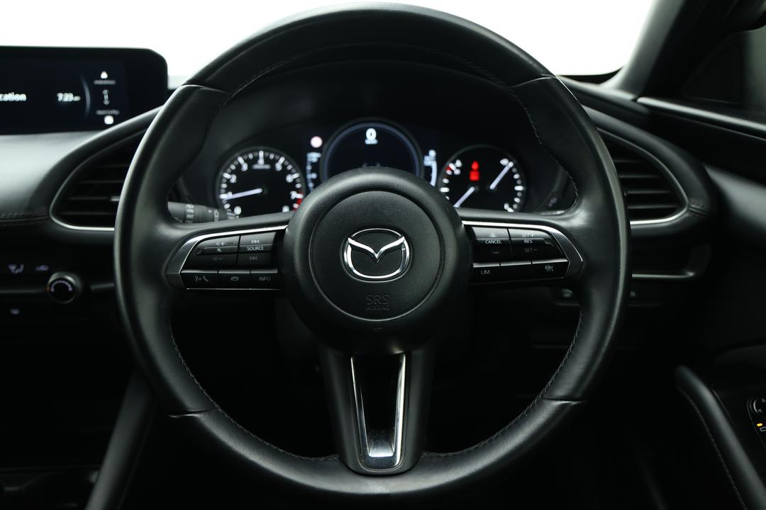 2024 Mazda 3 G20 Pure, Automatic, 32729 km, Steering Wheel Close-up