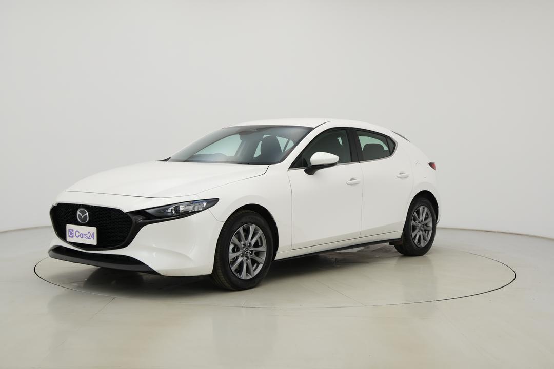 2024 Mazda 3 G20 Pure, Automatic, 32729 km, Left Front Diagonal (45- Degree) View