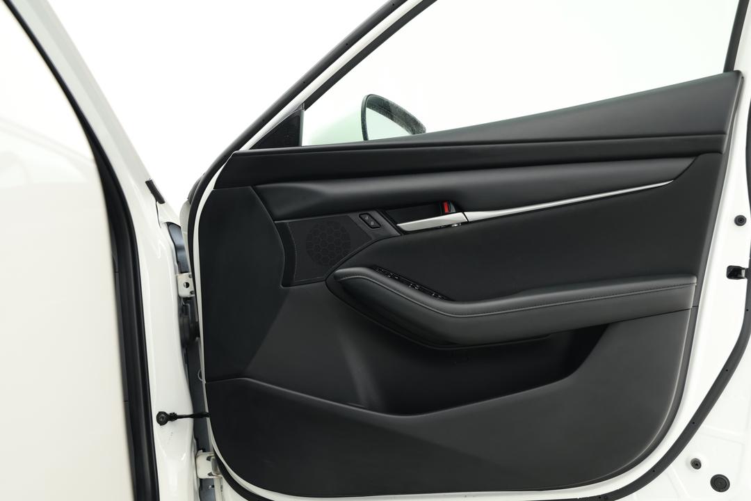 2024 Mazda 3 G20 Pure, Automatic, 32729 km, Speaker View