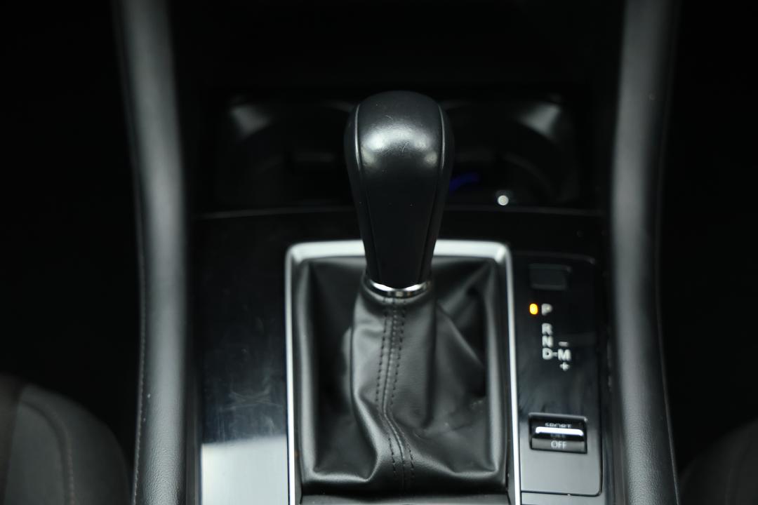 2024 Mazda 3 G20 Pure, Automatic, 32729 km, Gear Lever 