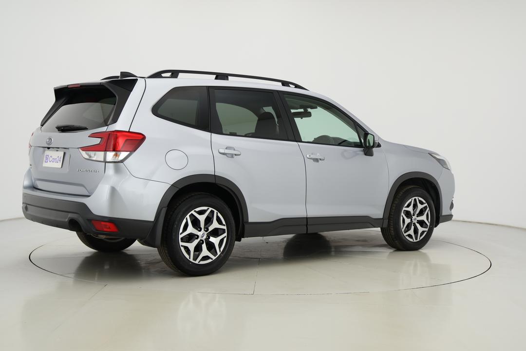 2024 Subaru Forester 2.5i (AWD), Automatic, 49213 km, Right Back Diagonal (45- Degree) View