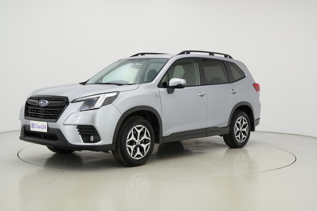 2024 Subaru Forester 2.5i (AWD), Automatic, 49213 km, Left Front Diagonal (45- Degree) View