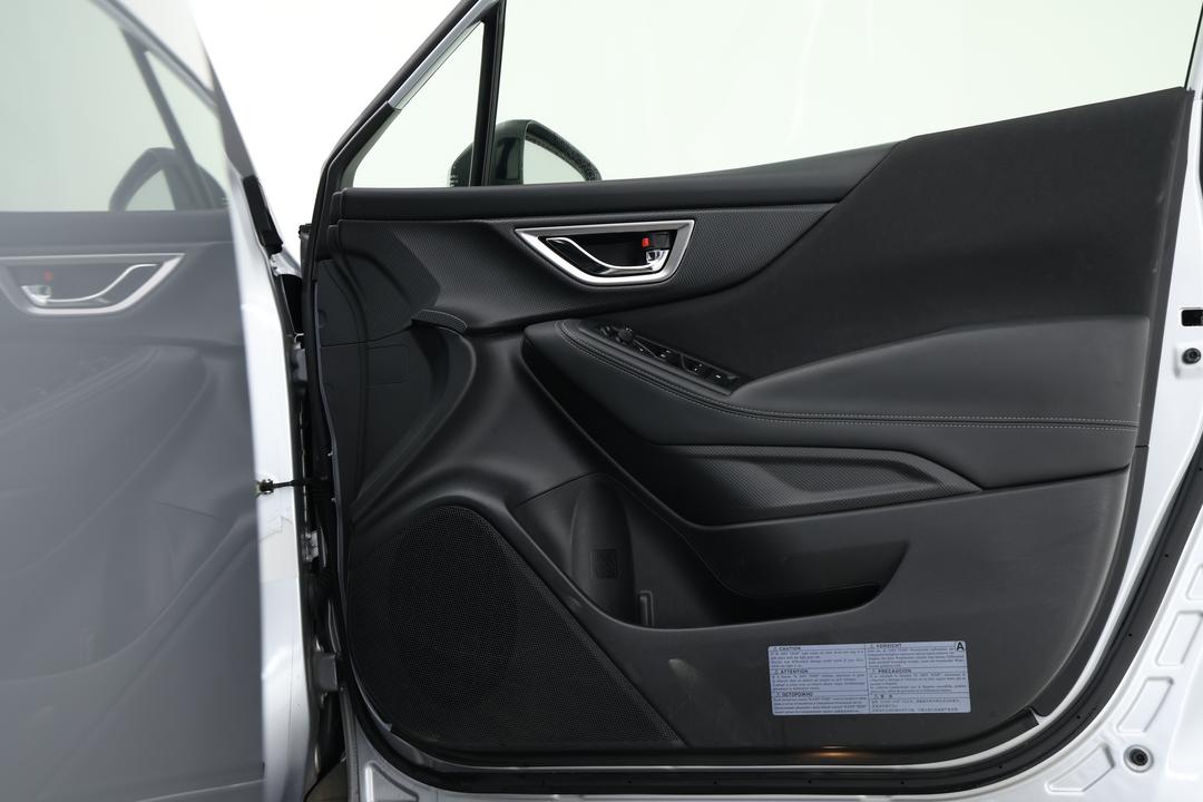 2024 Subaru Forester 2.5i (AWD), Automatic, 49213 km, Drivers Side Door Panel Controls