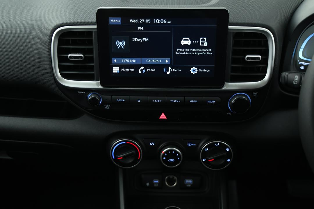 2025 Hyundai Venue Venue, Automatic, 20296 km, Center Console