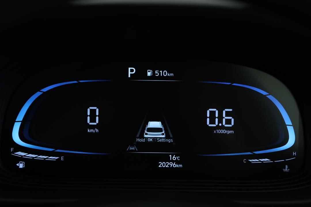 2025 Hyundai Venue Venue, Automatic, 20296 km, Drivers Side Door Panel Controls