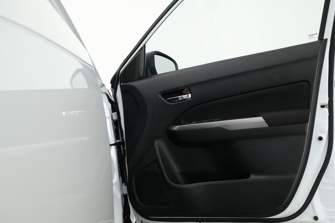 2024 Suzuki Vitara Turbo, Automatic, 34454 km, Speaker View