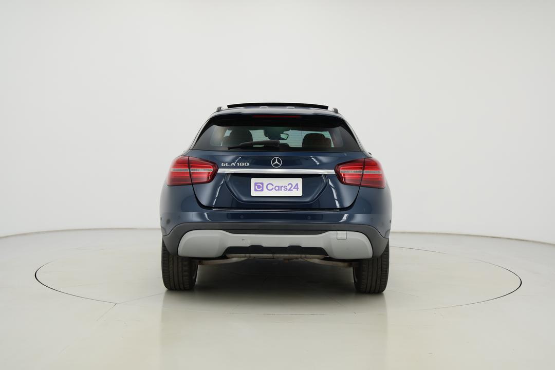 2019 Mercedes-benz GLA 180, Automatic, 71037 km, Back/Rear View