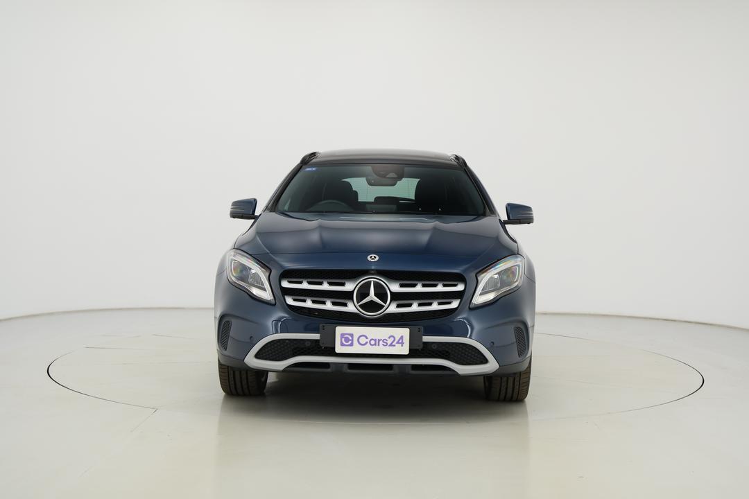 2019 Mercedes-benz GLA 180, Automatic, 71037 km, Front View