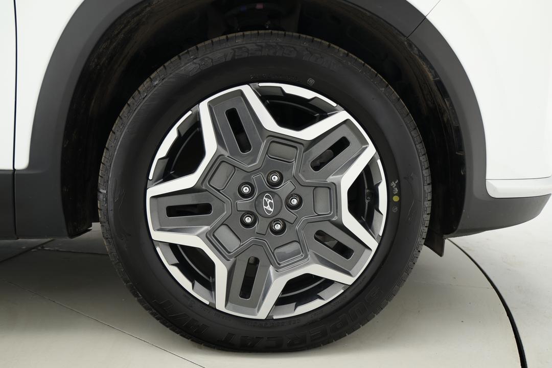 2023 Hyundai Santa Fe Elite Hev (7 Seat), Automatic, 43685 km, Right Front Wheel