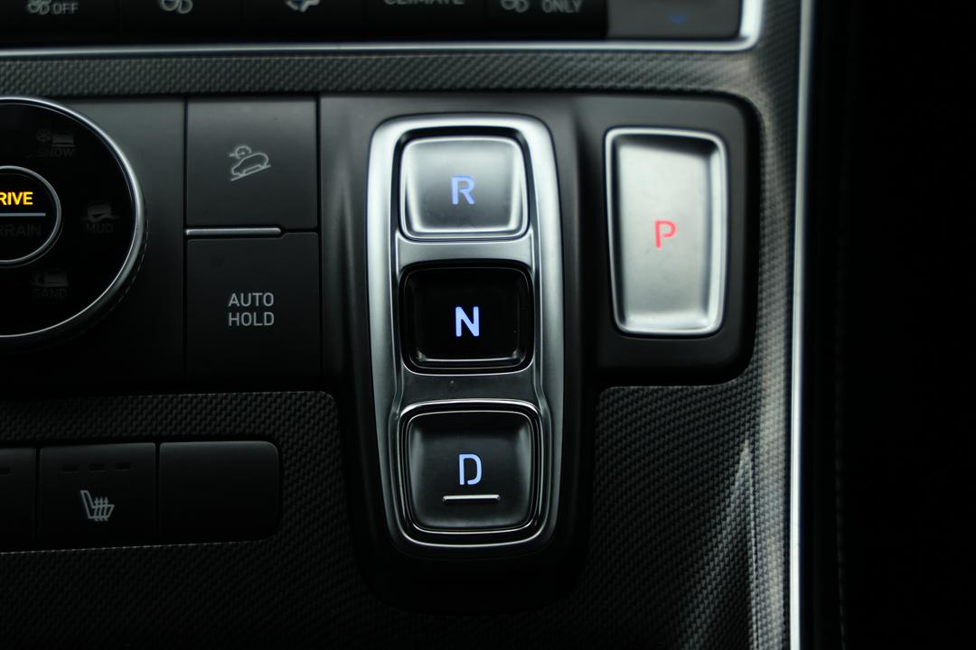 2023 Hyundai Santa Fe Elite Hev (7 Seat), Automatic, 43685 km, Dashboard View