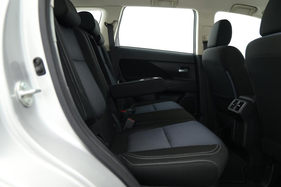 2018 Mitsubishi Outlander Es Adas 5 Seat (2WD), Automatic, 47794 km, Right Side Rear Door Cabin View